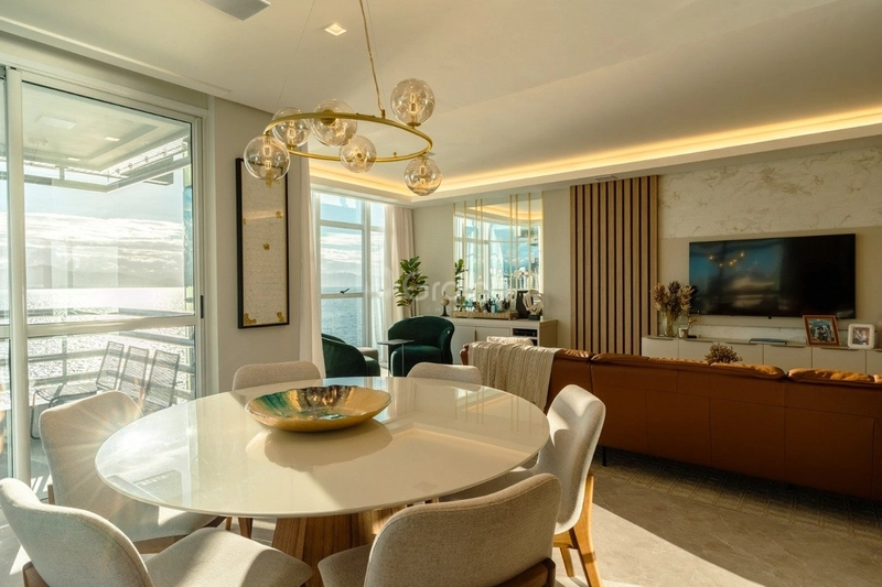 Apartamento com 4 suítes na Beira mar Norte, Florianópolis: 2ª foto da galeria de imagens do imóvel