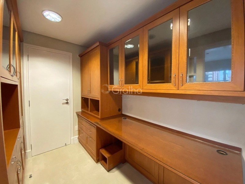 Apartamento com 3 suítes no Centro de Florianópolis: 8ª foto da galeria de imagens do imóvel