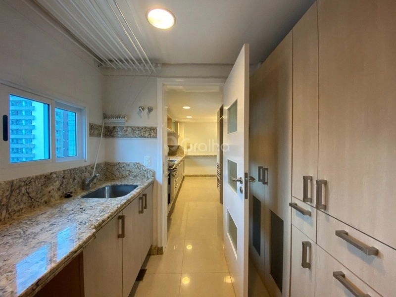 Apartamento com 3 suítes no Centro de Florianópolis: 6ª foto da galeria de imagens do imóvel