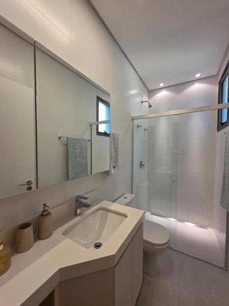 Apartamento com 3 suítes em Jurerê, Florianópolis: 15ª foto da galeria de imagens do imóvel