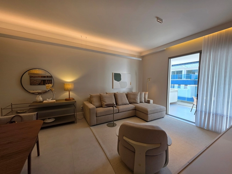 Apartamento com 3 suítes em Jurerê, Florianópolis: 2ª foto da galeria de imagens do imóvel