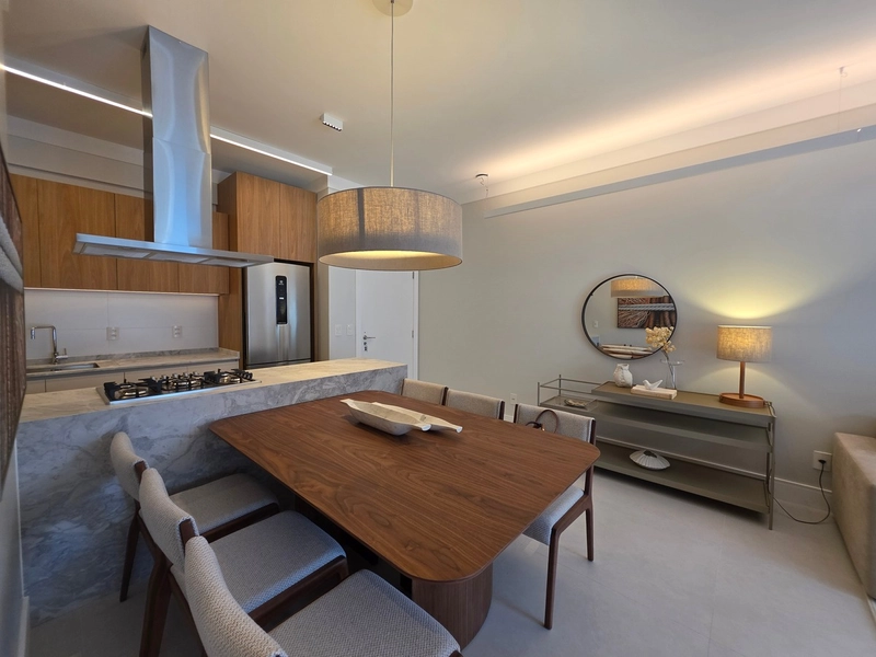 Apartamento com 3 suítes em Jurerê, Florianópolis: 3ª foto da galeria de imagens do imóvel