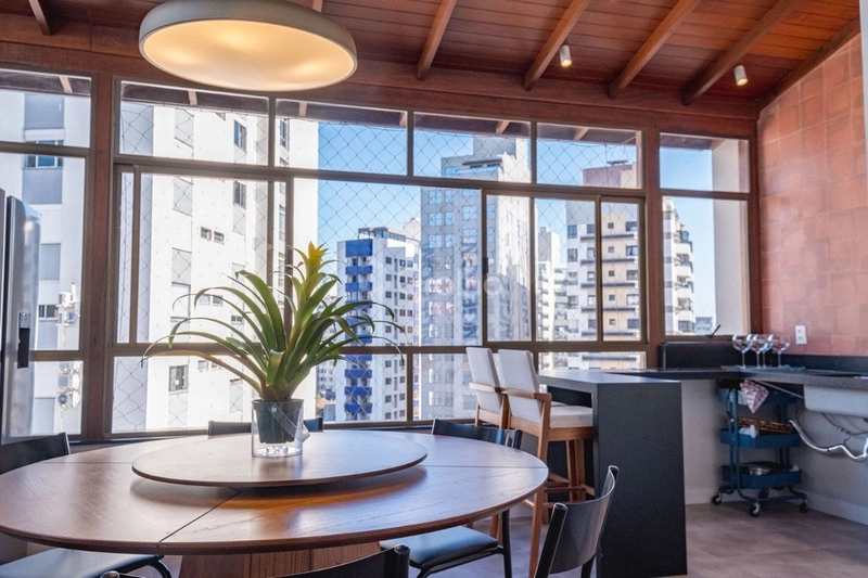 Cobertura duplex com 3 dormitórios no Centro de Florianópolis: 8ª foto da galeria de imagens do imóvel