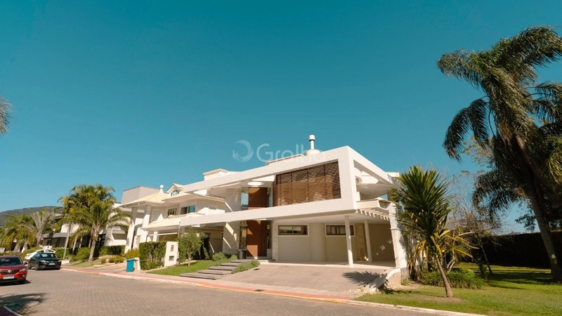 Casa alto padrão com 3 suítes em Santa Mônica em Florianópolis: 49ª foto da galeria de imagens do imóvel