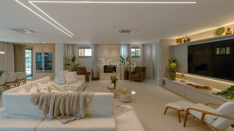Casa alto padrão com 3 suítes em Santa Mônica em Florianópolis: 5ª foto da galeria de imagens do imóvel