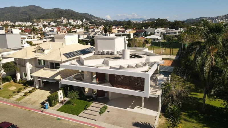 Casa alto padrão com 3 suítes em Santa Mônica em Florianópolis: 51ª foto da galeria de imagens do imóvel