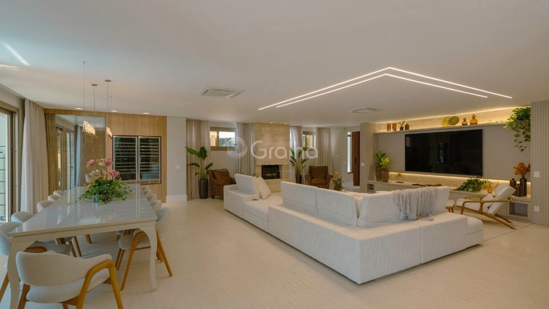 Casa alto padrão com 3 suítes em Santa Mônica em Florianópolis: 2ª foto da galeria de imagens do imóvel