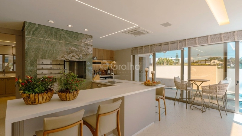 Casa alto padrão com 3 suítes em Santa Mônica em Florianópolis: 12ª foto da galeria de imagens do imóvel
