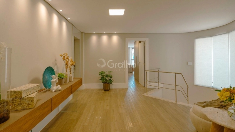 Casa alto padrão com 3 suítes em Santa Mônica em Florianópolis: 24ª foto da galeria de imagens do imóvel