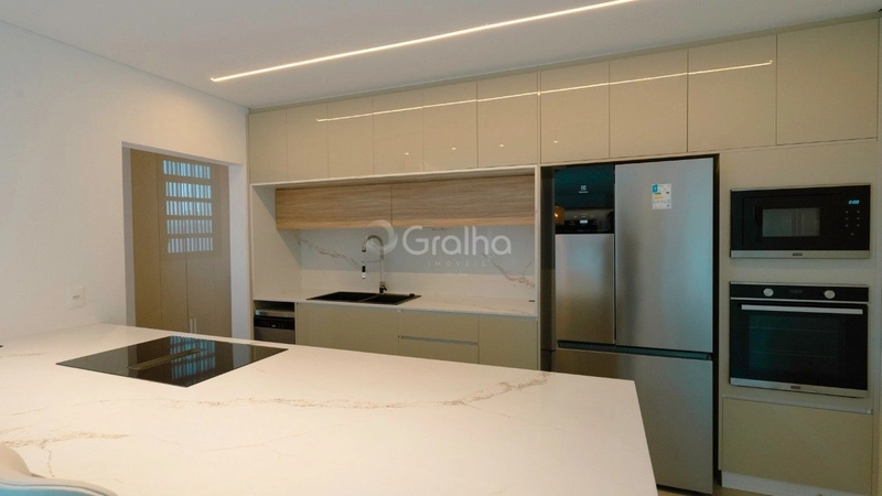 Apartamento com 2 suítes em Jurerê, Florianópolis.: 9ª foto da galeria de imagens do imóvel