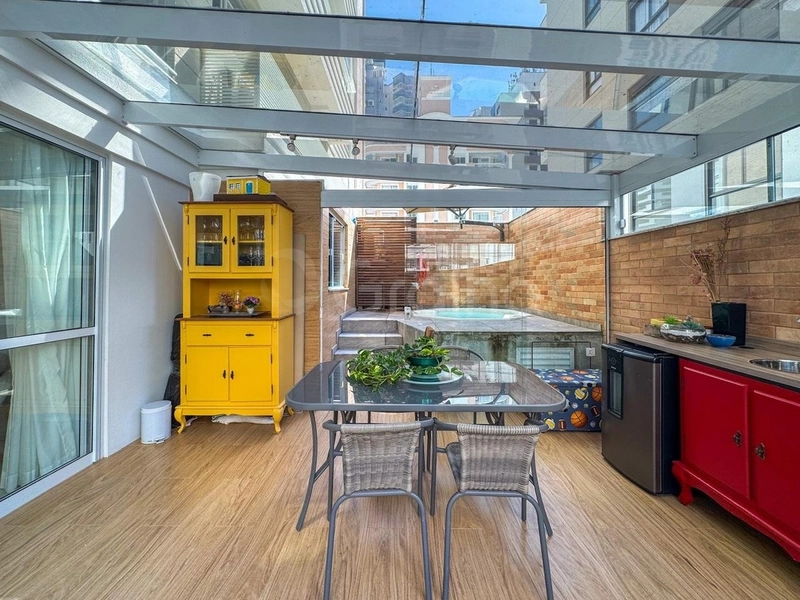 Apartamento com 3 dormitórios, sendo 1 suíte, no Centro: 8ª foto da galeria de imagens do imóvel