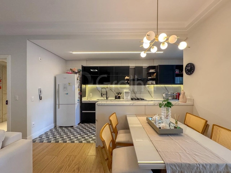 Apartamento com 3 dormitórios, sendo 1 suíte, no Centro: 3ª foto da galeria de imagens do imóvel