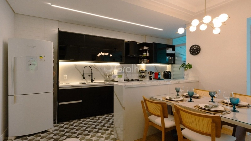 Apartamento com 3 dormitórios no Centro de Florianópolis: 5ª foto da galeria de imagens do imóvel
