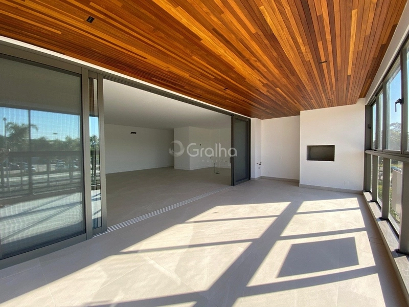 Apartamento com 3 Suítes em Jurerê, Florianópolis: 7ª foto da galeria de imagens do imóvel