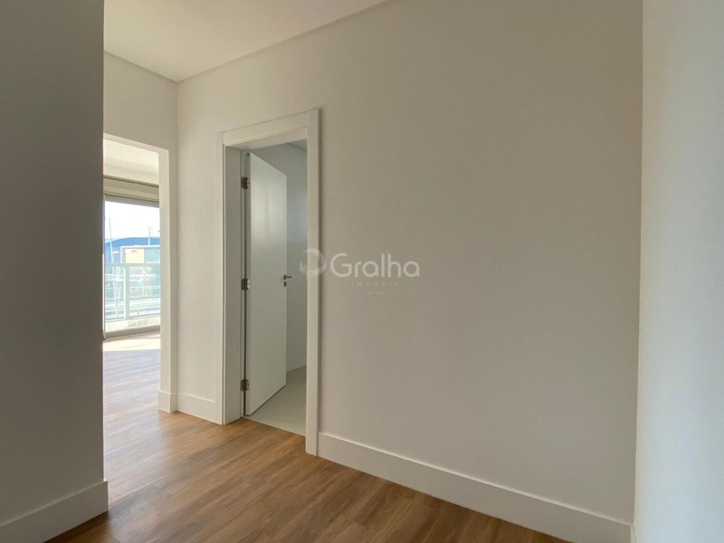 Apartamento com 3 Suítes em Jurerê, Florianópolis: 16ª foto da galeria de imagens do imóvel