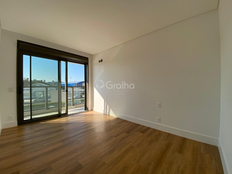 Apartamento com 3 Suítes em Jurerê, Florianópolis: 19ª foto da galeria de imagens do imóvel