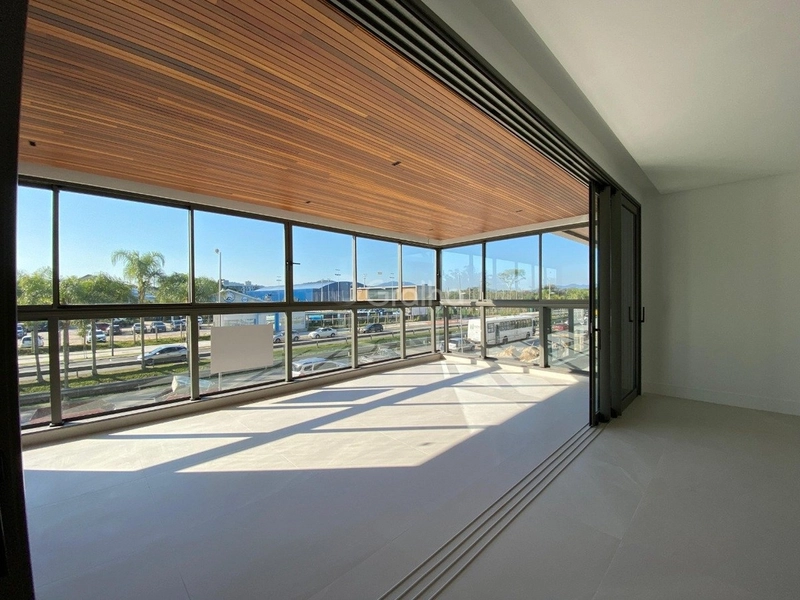 Apartamento com 3 Suítes em Jurerê, Florianópolis: 5ª foto da galeria de imagens do imóvel