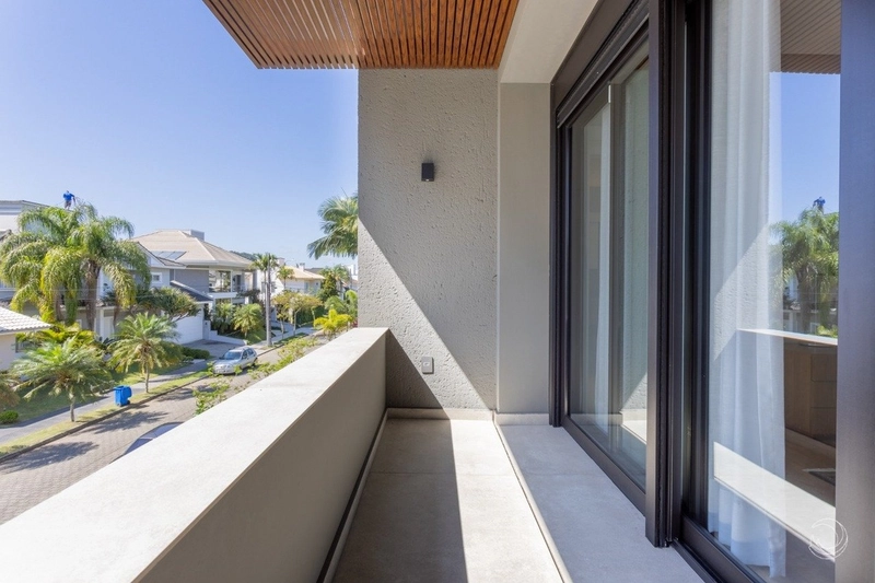 Casa com 5 dormitórios em Jurerê, Florianópolis.: 16ª foto da galeria de imagens do imóvel