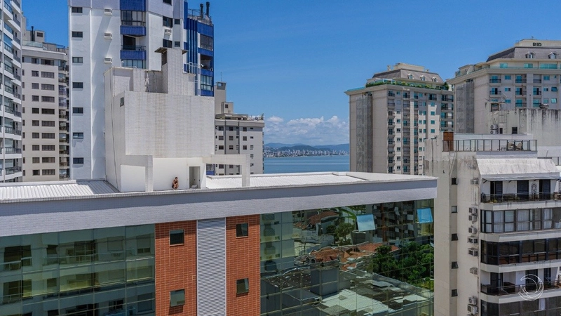 Apartamento na Agronômica com 3 dormitórios sendo 1 suíte e 2 vagas: 6ª foto da galeria de imagens do imóvel