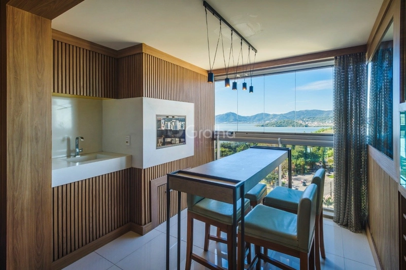 Apartamento com 3 dormitórios na Agronômica em Florianópolis: 6ª foto da galeria de imagens do imóvel