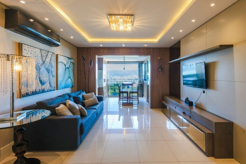 Apartamento com 3 dormitórios na Agronômica em Florianópolis: 1ª foto da galeria de imagens do imóvel