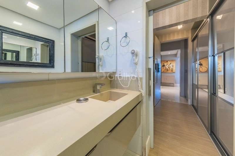 Apartamento com 3 dormitórios na Agronômica em Florianópolis: 17ª foto da galeria de imagens do imóvel