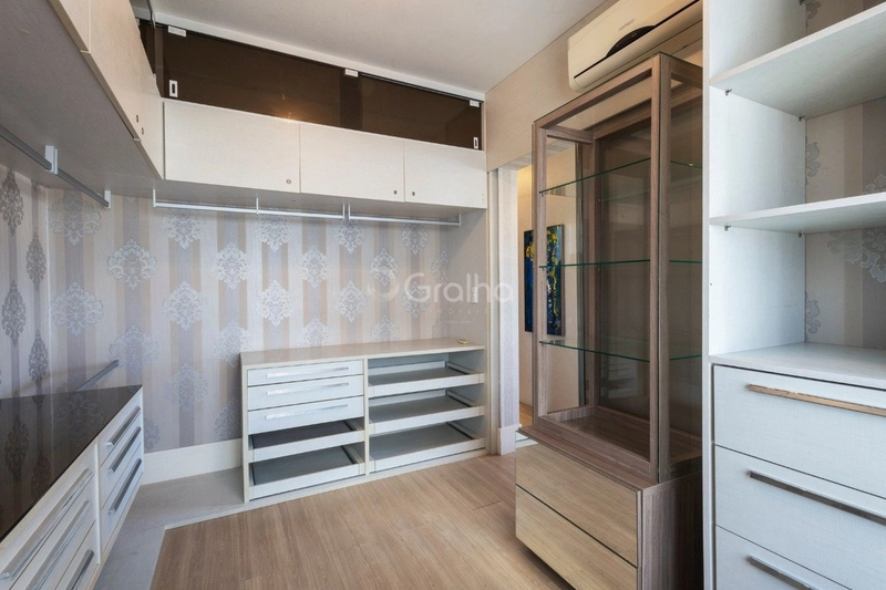 Apartamento com 3 dormitórios na Agronômica em Florianópolis: 14ª foto da galeria de imagens do imóvel