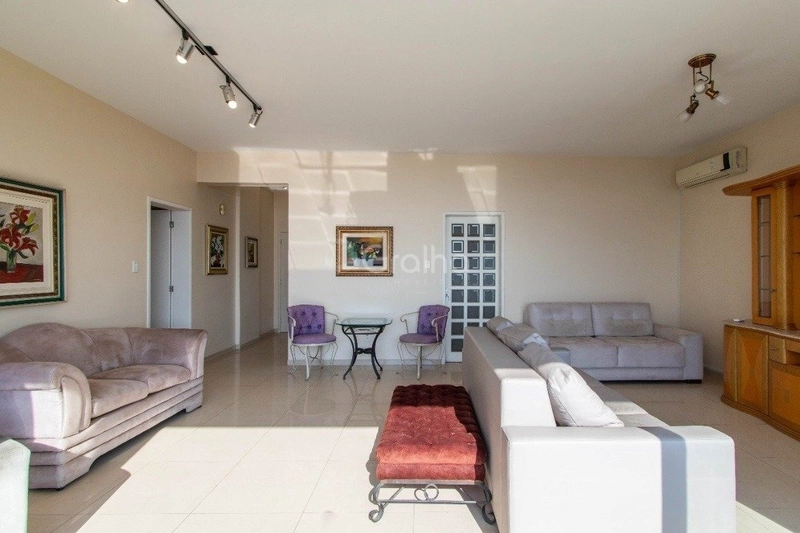 Apartamento com 3 dormitórios na Beira Mar Norte em Florianópolis: 5ª foto da galeria de imagens do imóvel