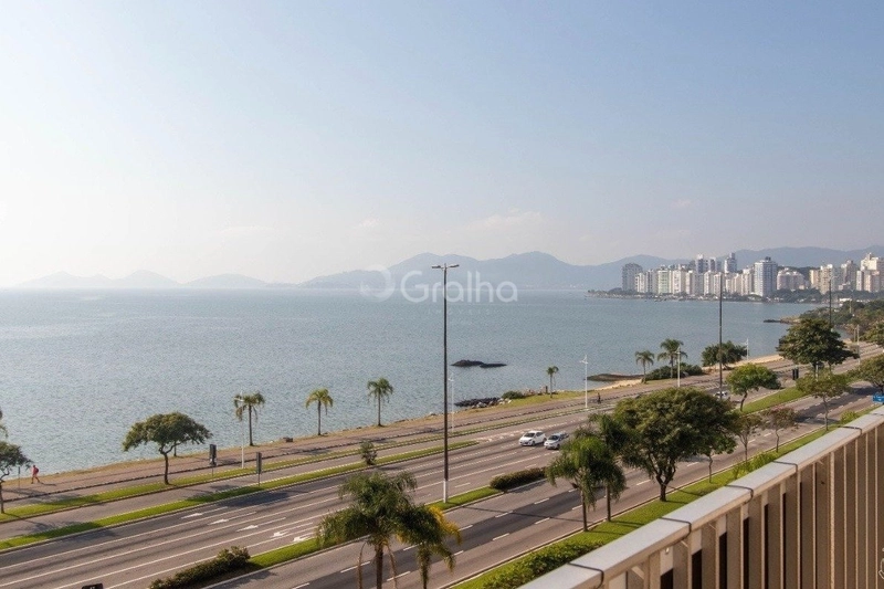 Apartamento com 3 dormitórios na Beira Mar Norte em Florianópolis: 9ª foto da galeria de imagens do imóvel