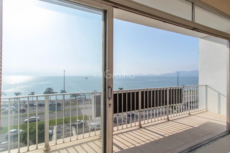 Apartamento com 3 dormitórios na Beira Mar Norte em Florianópolis: 8ª foto da galeria de imagens do imóvel