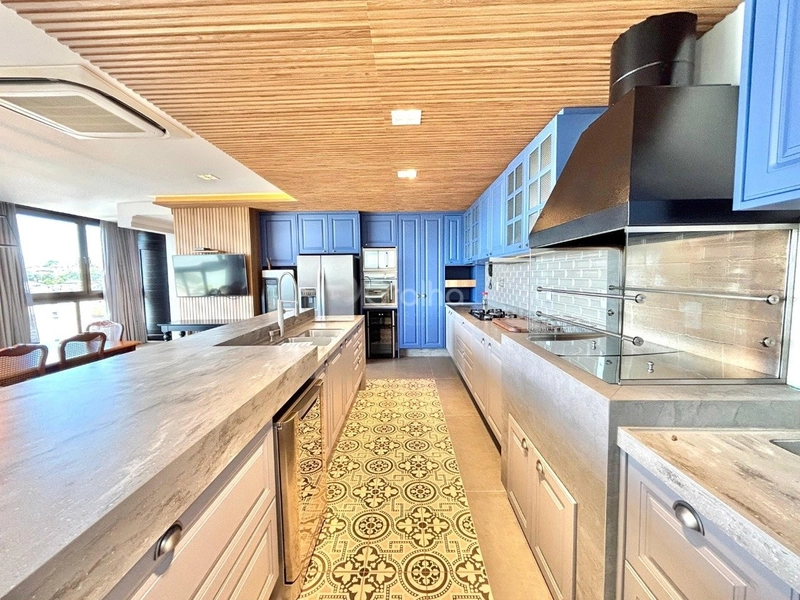 Apartamento duplex com 3 suítes na Agronômica em Florianópolis: 19ª foto da galeria de imagens do imóvel