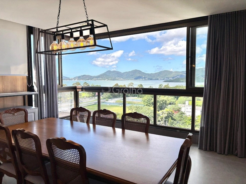 Apartamento duplex com 3 suítes na Agronômica em Florianópolis: 9ª foto da galeria de imagens do imóvel