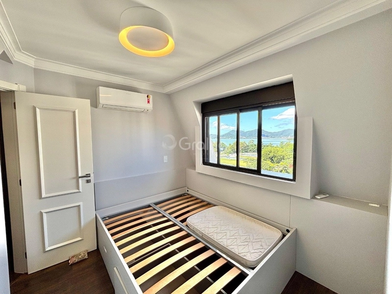 Apartamento duplex com 3 suítes na Agronômica em Florianópolis: 16ª foto da galeria de imagens do imóvel