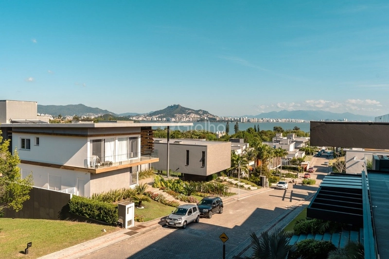 Casa de Alto padrão com 5 dormitórios no Cacupé em Florianópolis: 34ª foto da galeria de imagens do imóvel