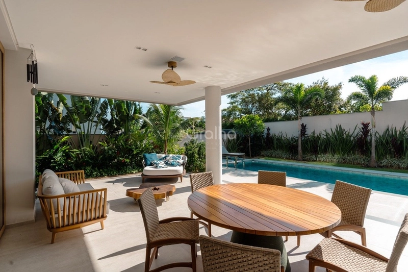 Casa de Alto padrão com 5 dormitórios no Cacupé em Florianópolis: 16ª foto da galeria de imagens do imóvel