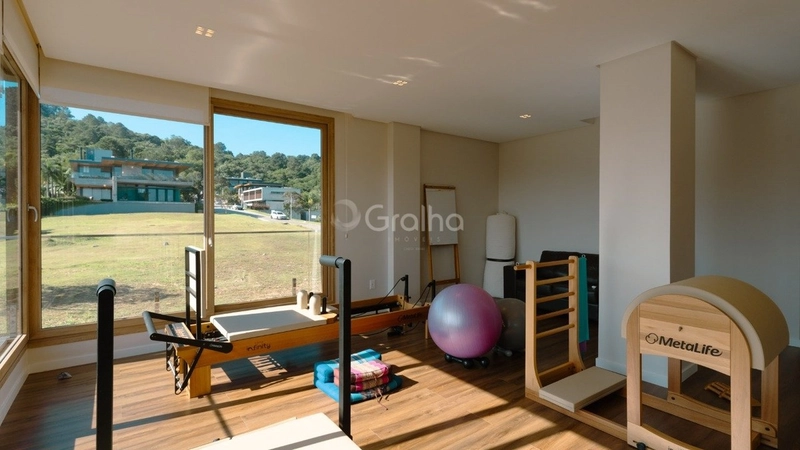 Casa de Alto padrão com 5 dormitórios no Cacupé em Florianópolis: 23ª foto da galeria de imagens do imóvel