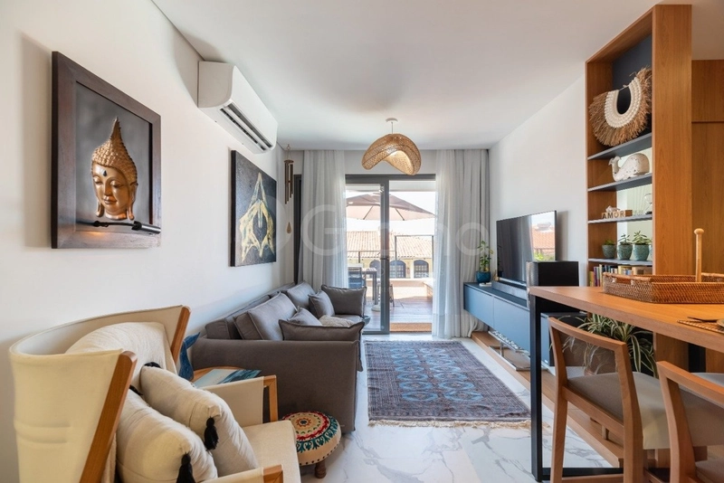 Apartamento com 2 dormitórios no Campeche