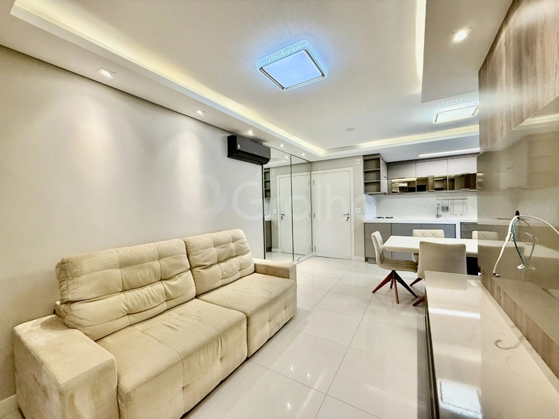 Apartamento com 3 dormitórios na Agronômica: 6ª foto da galeria de imagens do imóvel