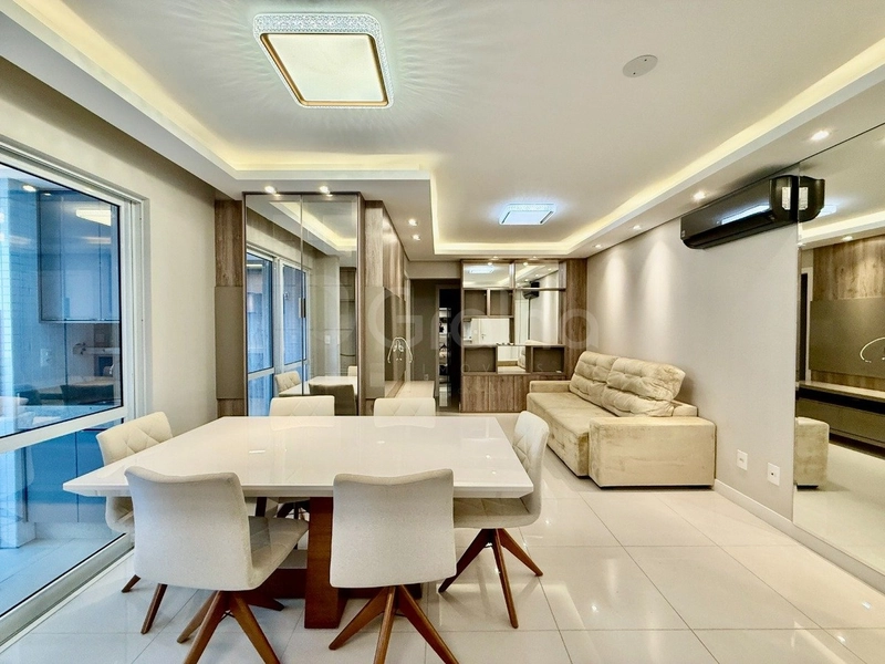 Apartamento com 3 dormitórios na Agronômica: 3ª foto da galeria de imagens do imóvel