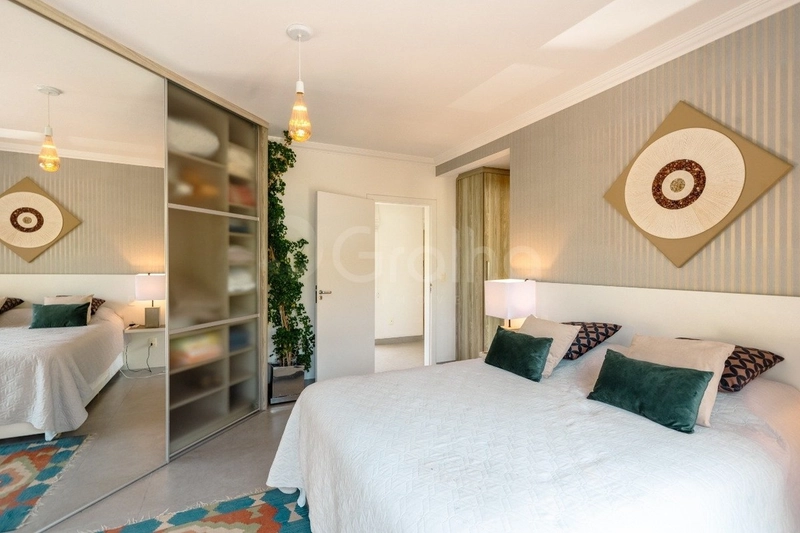 Casa de Alto Padrão com 4 suítes em Jurerê: 24ª foto da galeria de imagens do imóvel