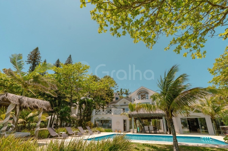 Casa de Alto Padrão com 4 suítes em Jurerê: 20ª foto da galeria de imagens do imóvel