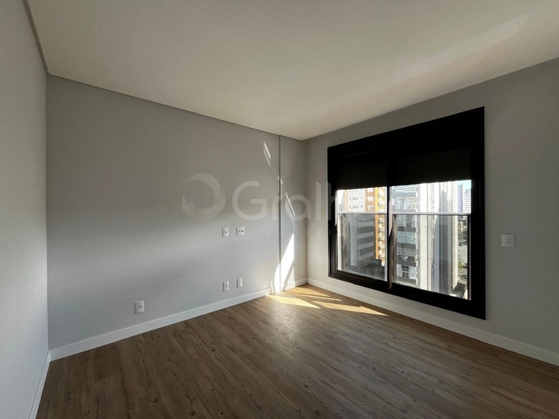 Apartamento com 3 dormitórios no Centro: 14ª foto da galeria de imagens do imóvel