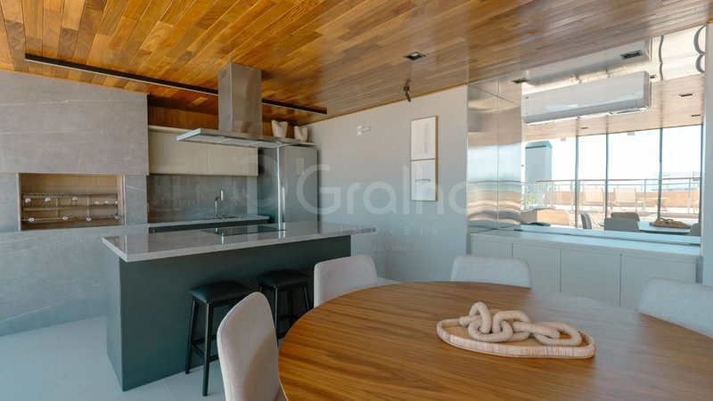 Apartamento com 3 suítes em Jurerê: 23ª foto da galeria de imagens do imóvel