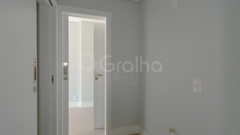 Apartamento com 3 suítes em Jurerê: 11ª foto da galeria de imagens do imóvel