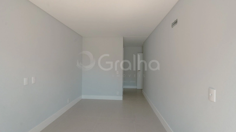 Apartamento com 3 suítes em Jurerê: 17ª foto da galeria de imagens do imóvel