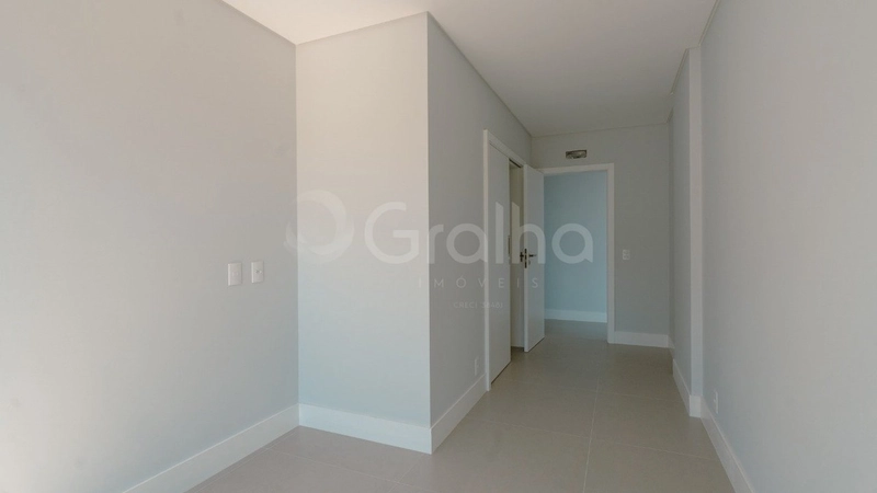 Apartamento com 3 suítes em Jurerê: 9ª foto da galeria de imagens do imóvel
