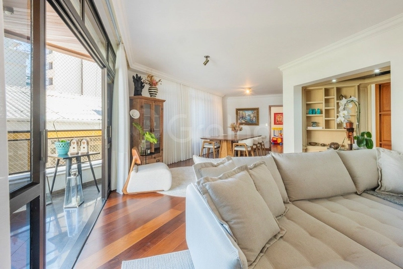 Apartamento com 4 dormitórios no Centro: 4ª foto da galeria de imagens do imóvel