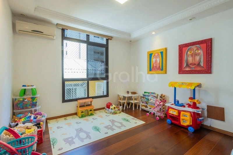Apartamento com 4 dormitórios no Centro: 17ª foto da galeria de imagens do imóvel