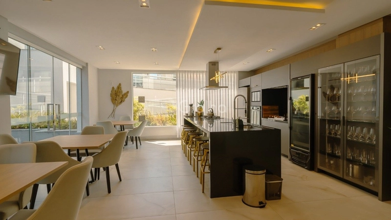 Apartamento com 3 dormitórios na Agronômica: 28ª foto da galeria de imagens do imóvel