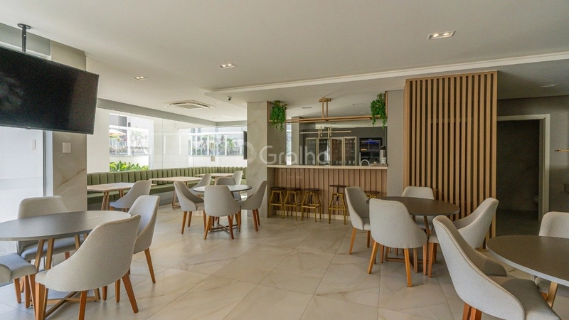 Apartamento com 3 dormitórios na Agronômica: 36ª foto da galeria de imagens do imóvel